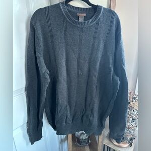 Men’s sweater